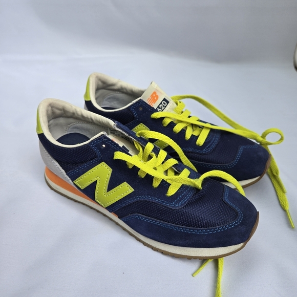 New Balance Women's Blue/Yellow Retro Athletic Normcore Casual Sneakers 5.5 - Picture 3 of 10